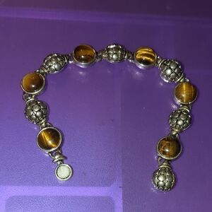 Turtle Shell/ Eye Of Cat Magnetic Bracelt